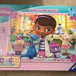 Vloerpuzzel 15st Doc McStuffins