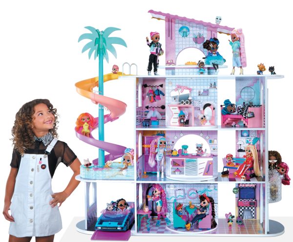 L.O.L. Surprise! O.M.G. House of Surprises!