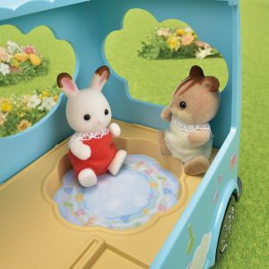 Sylvanian Families – Regenboog babybus