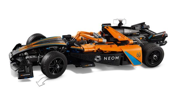 LEGO Technic NEOM McLaren Formula E racewagen Pull-Back - 42169 - Afbeelding 9