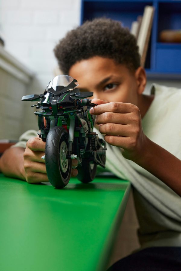 LEGO Technic Kawasaki Ninja H2R motor - 42170 - Afbeelding 7