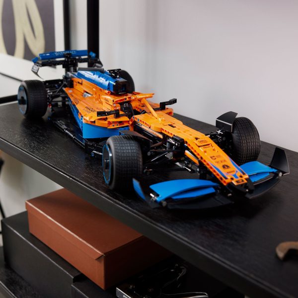 LEGO Technic McLaren Formule 1 2022 - 42141 - Afbeelding 8