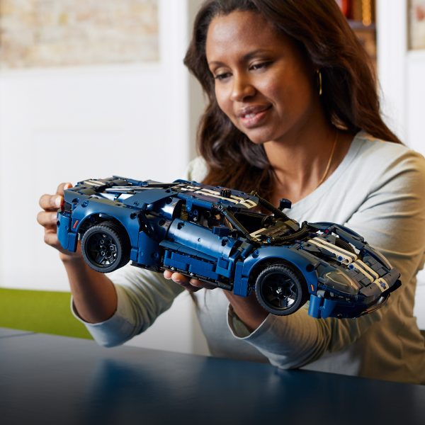 LEGO Technic 2022 Ford GT - 42154 - Afbeelding 10