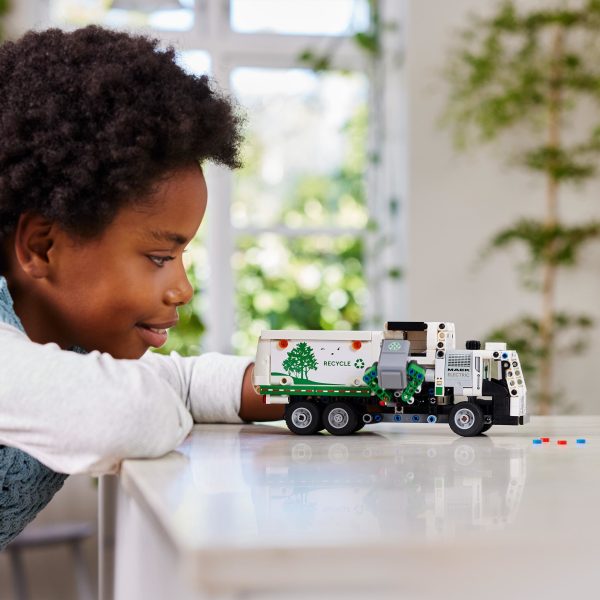 LEGO Technic Mack LR Electric vuilniswagen - 42167 - Afbeelding 8