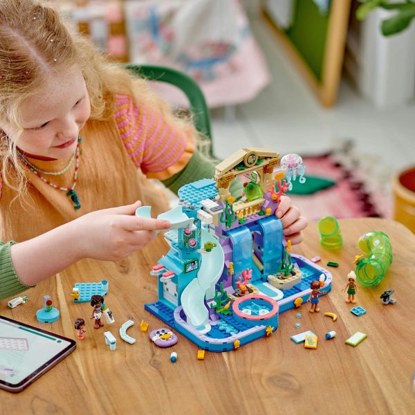 LEGO Friends Heartlake City waterpark - 42630 - Afbeelding 3