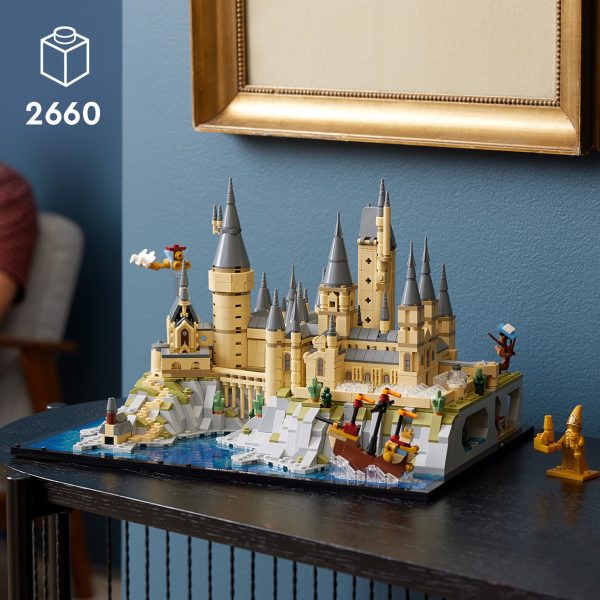 LEGO Harry Potter Kasteel Zweinstein en terrein - 76419 - Afbeelding 4