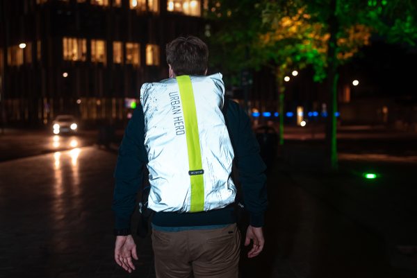 WOWOW Bag Cover Urban Hero Full Reflective 35L - Silver/yellow - Afbeelding 2