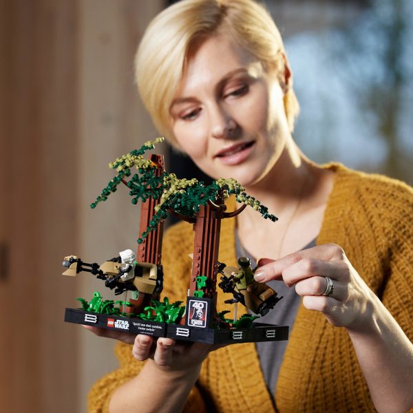 LEGO Star Wars Endor speederachtervolging Diorama - 75353 - Afbeelding 9
