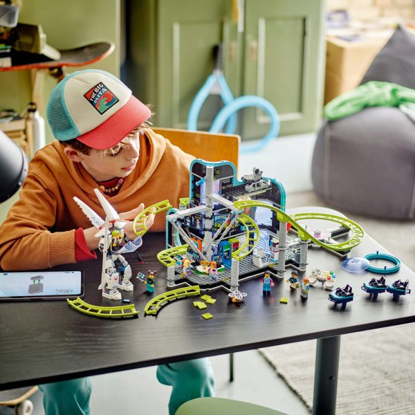 LEGO City Achtbaan in Robotwereld - 60421 - Afbeelding 3