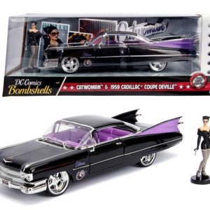 DC Comics bombshells catwoman