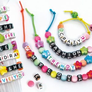 Crazy Chic – Message bracelets