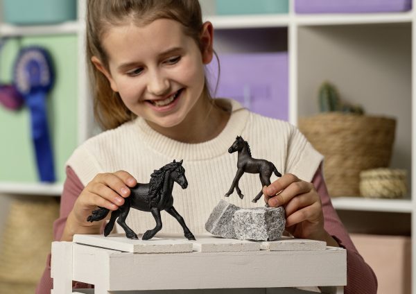 Schleich Horse Club - Fries veulen - Afbeelding 3