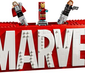 LEGO Marvel – MARVEL logo en minifiguren