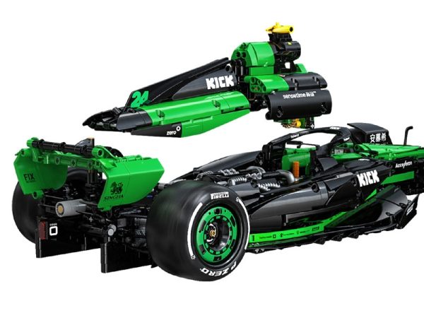 Cada 1:8 F1 Kick Sauber Zhou Guanyu - Afbeelding 4