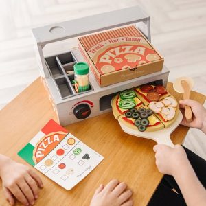 Melissa & Doug Wooden Pizza Counter