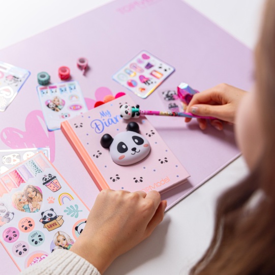 Topmodel create your diary - Afbeelding 4