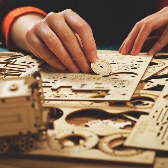 Robotime Rolife Army Field Car - Afbeelding 6