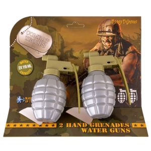2 Handgranaten ( water pistool )