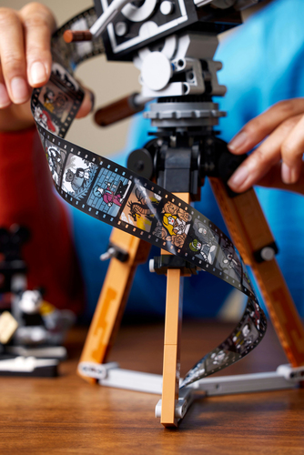 LEGO Disney 100 Walt Disney eerbetoon - Camera - 43230 - Afbeelding 5