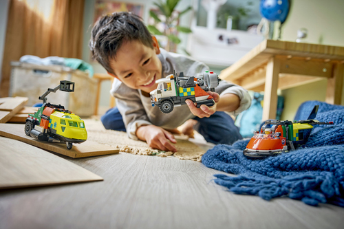 Lego City - Vliegtuig, servicewagen en hovercraft remix - Afbeelding 3