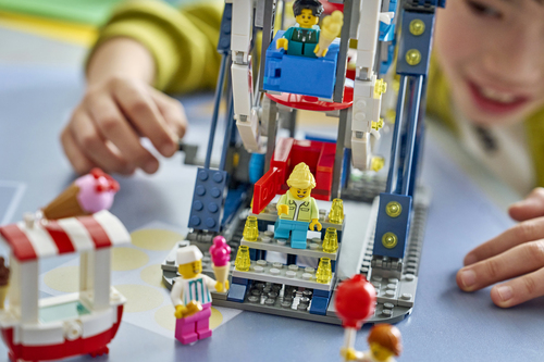 LEGO Creator 3in1 - Klassiek Reuzenrad, UFO-attractie en Zweefmolen 31389 - Afbeelding 3
