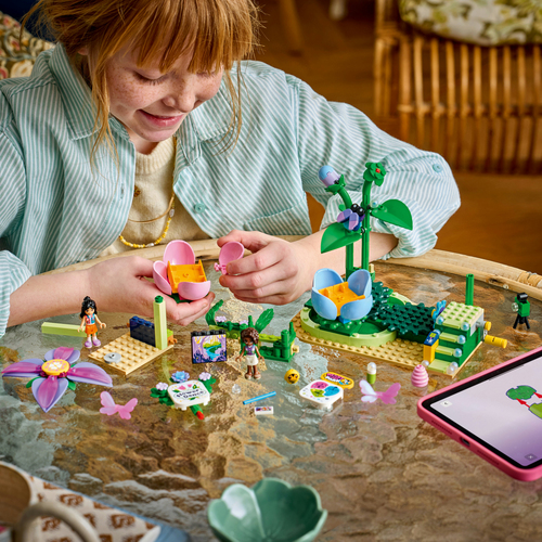 LEGO Friends - Draaiende Theekopjesattractie met Bloementhema 42702 - Afbeelding 5