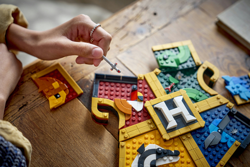 LEGO Harry Potter Zweinstein Afdelingswapen Bouwbaar Speelgoed voor Kindere - Afbeelding 3