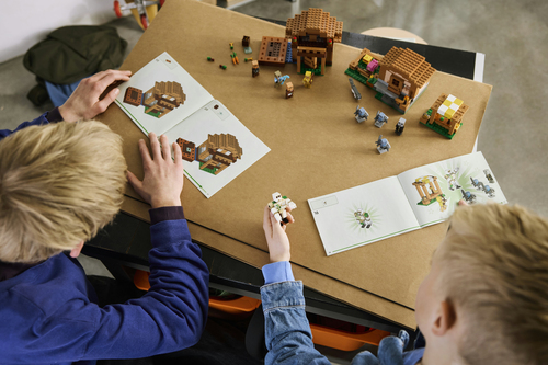 LEGO Minecraft - Oproeper Dorpsaanval 21596 - Afbeelding 3