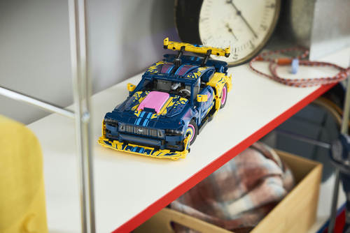 LEGO Technic - Aanpasbare Ford Mustang GT - Afbeelding 6