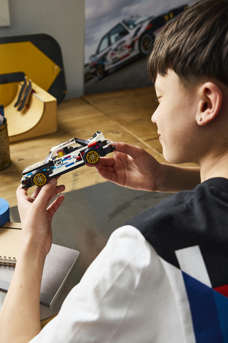 LEGO Speed Champions - BMW M3 (E30) - Afbeelding 5