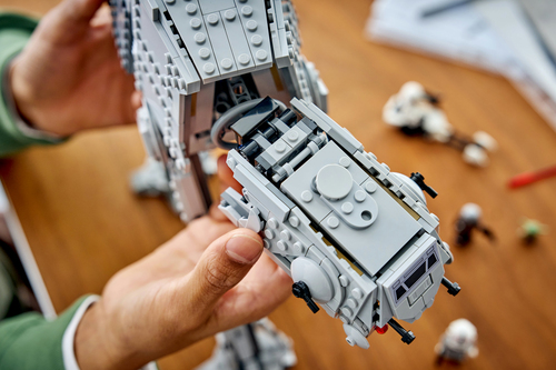 LEGO Star Wars - Imperial Remnant AT-AT met INT-4 - Afbeelding 8
