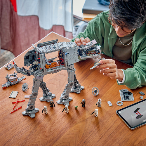 LEGO Star Wars - Imperial Remnant AT-AT met INT-4 - Afbeelding 9