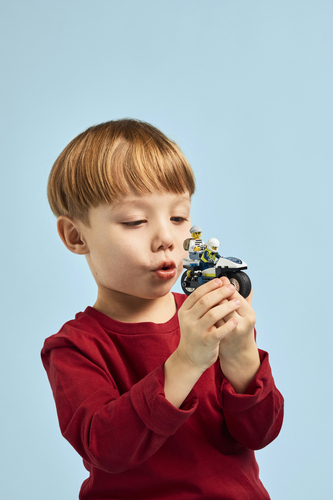 LEGO City - Achtervolging op politiemotor - 60455 - Afbeelding 5