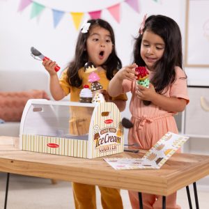 Melissa Doug Wooden ice Cream Counter